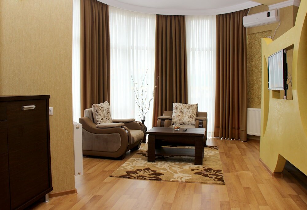 Фото Отель Monopoli Кутаиси