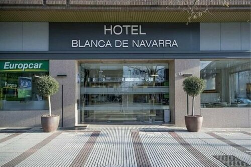 Внешний вид отеля Hotel Blanca de Navarra в Памплоне, фото 2