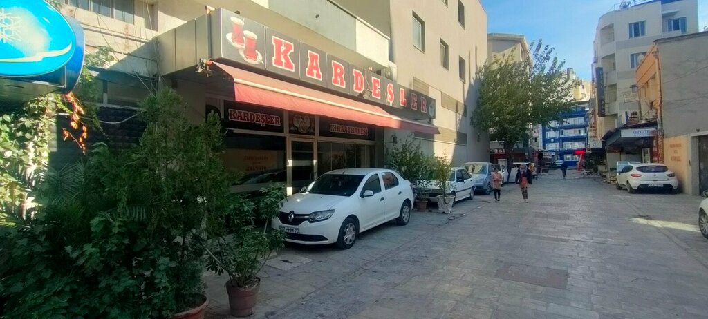 Gaming club Kardesler Coffee House, Izmir, photo