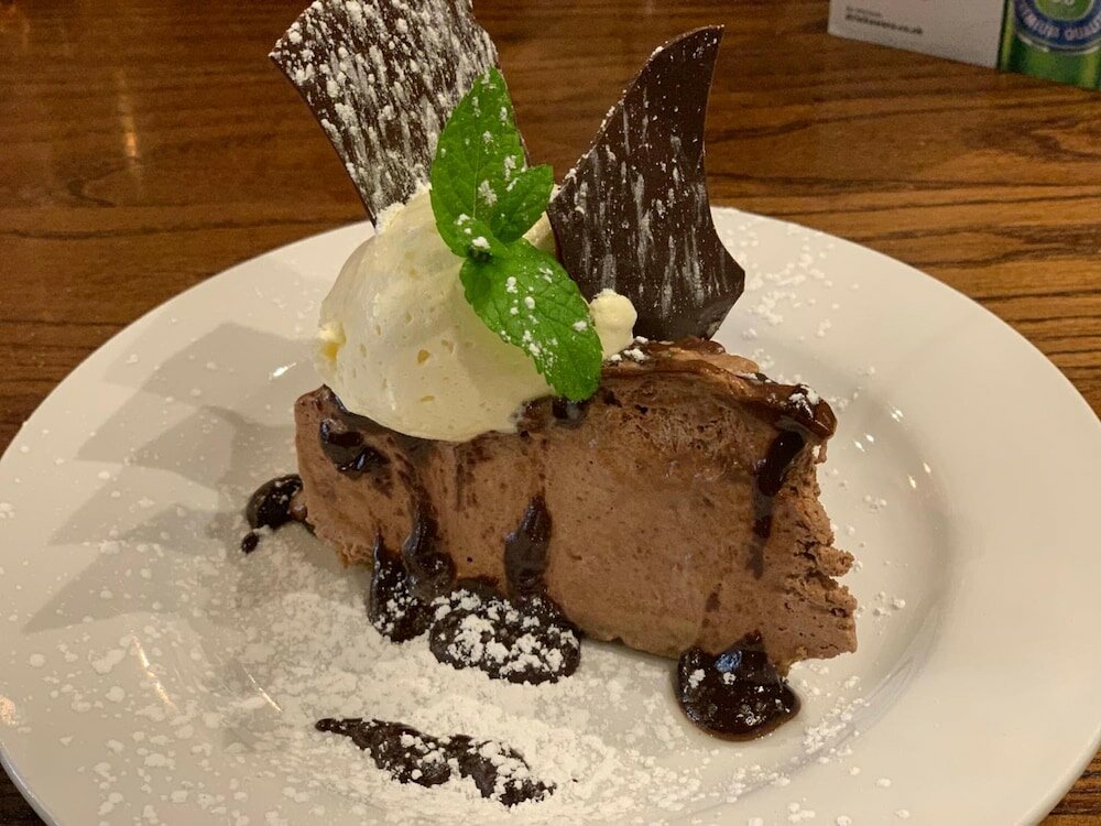 Фото The Waverley Hotel