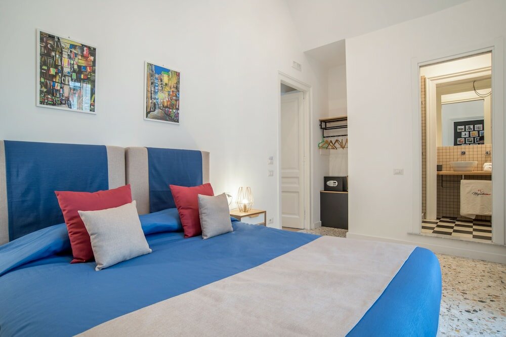 Фото Napoliamo Guest House