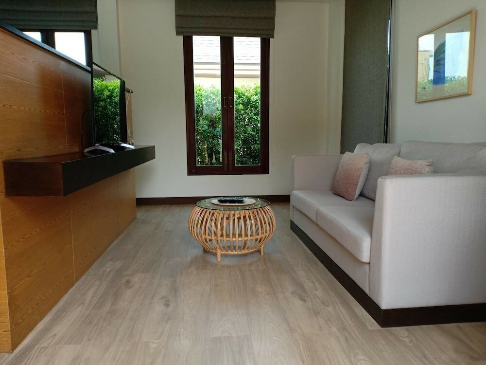 Фото Triple Tree Beach Resort