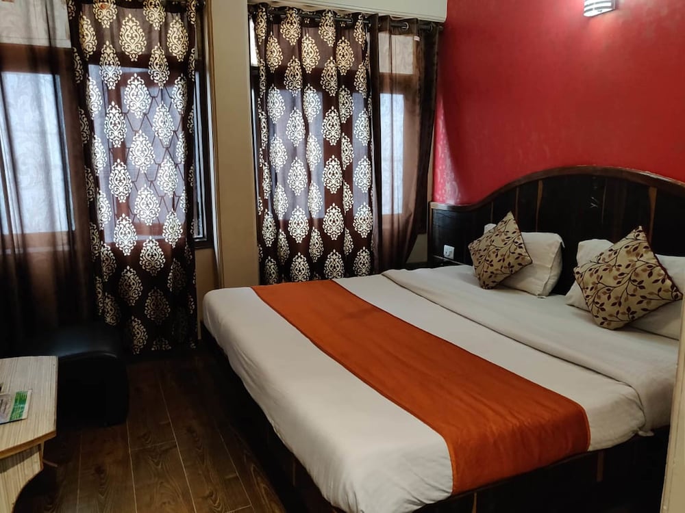 Фото Hotel Sidharth Regency