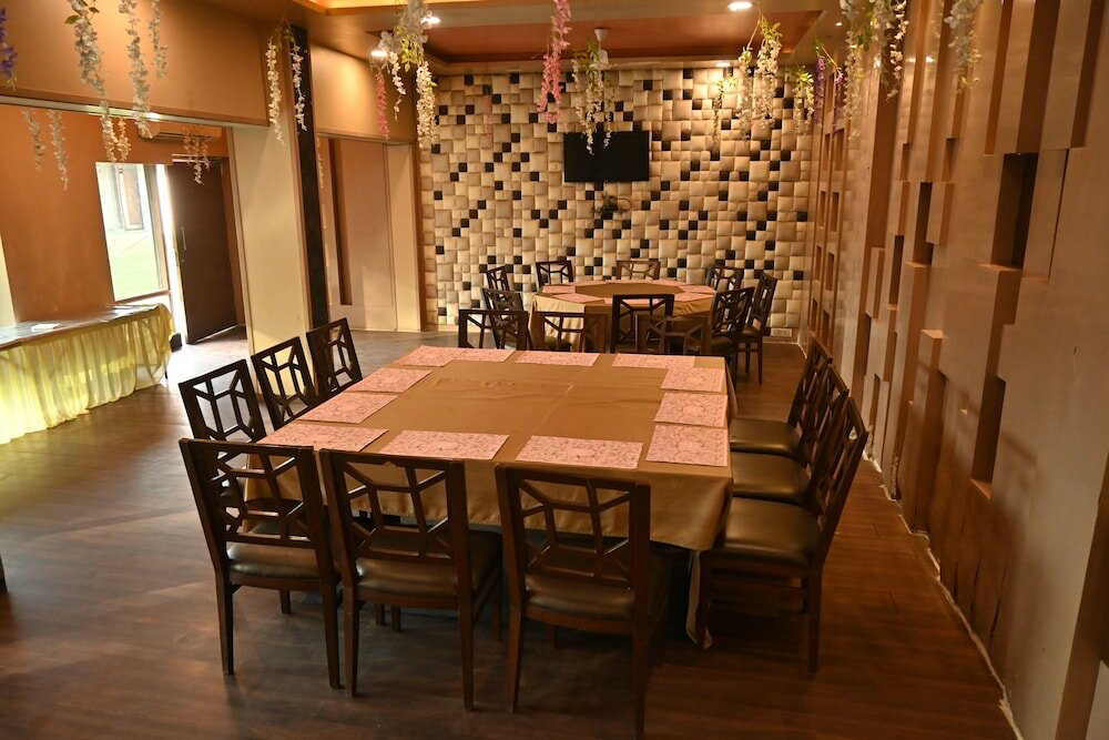 Фото Hotel Regency Square