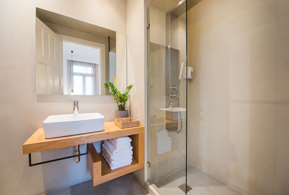 Фото MONK Monastiraki Suites