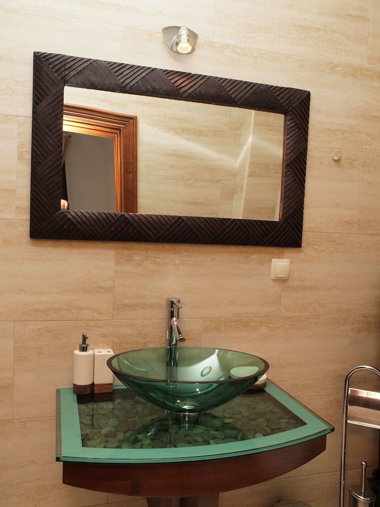 Фото Momini Dvori Boutique Hotel