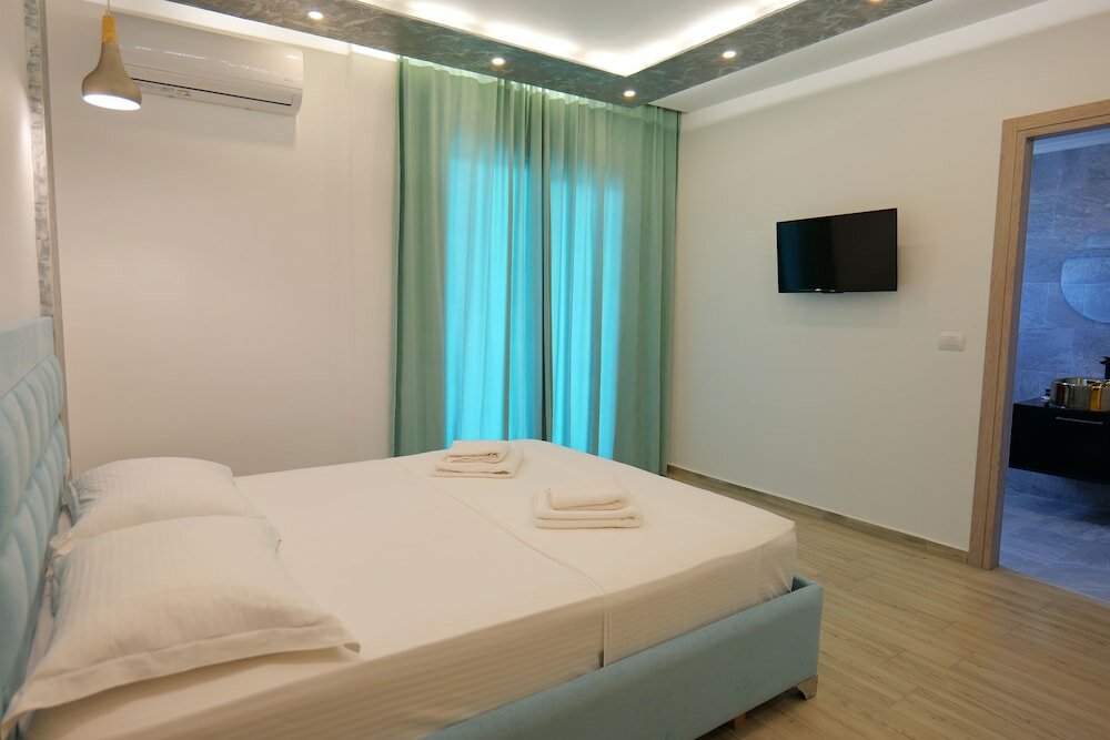 Фото Hotel Kuburi