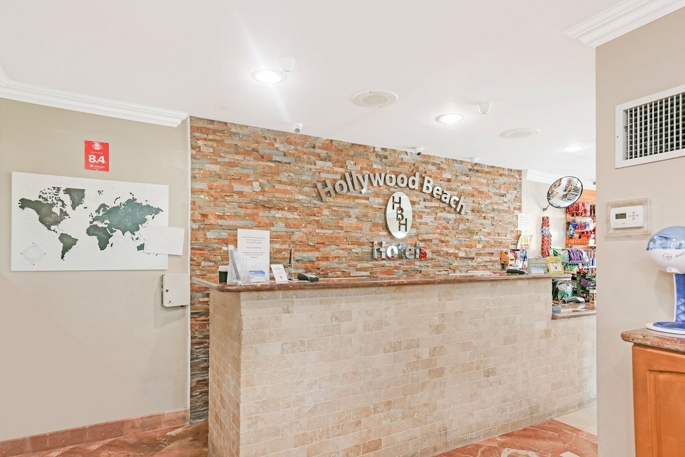 Фото Hollywood by the Sea Hotel