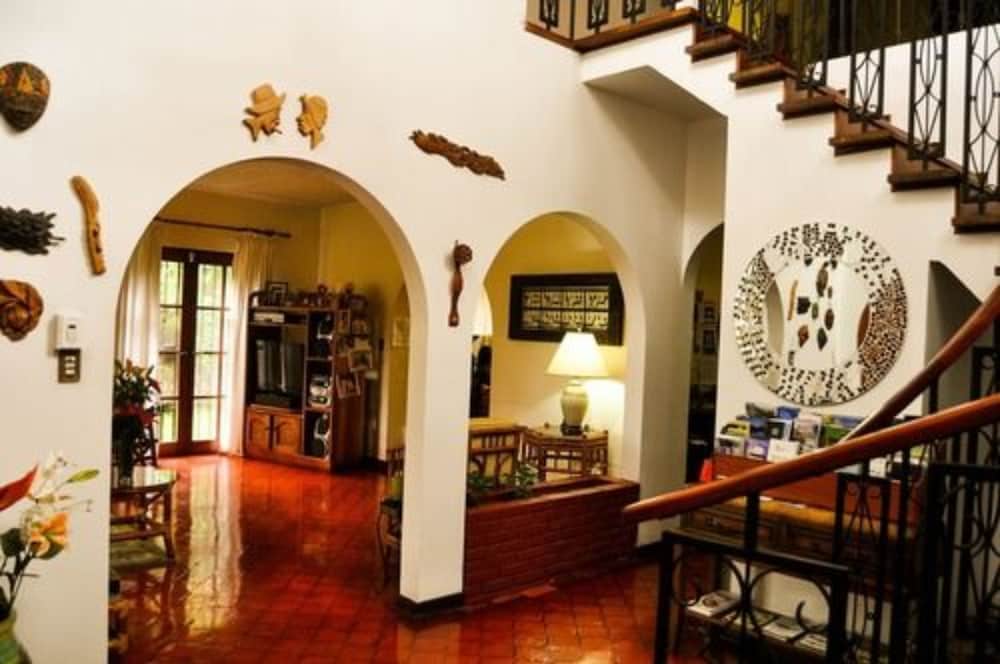 Фото The Cariari Bed and Breakfast