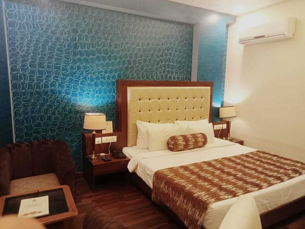 Фото Hotel Jsr Continental