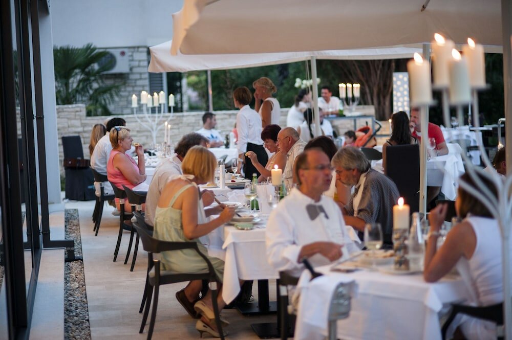 Фото Hotel Arupinum