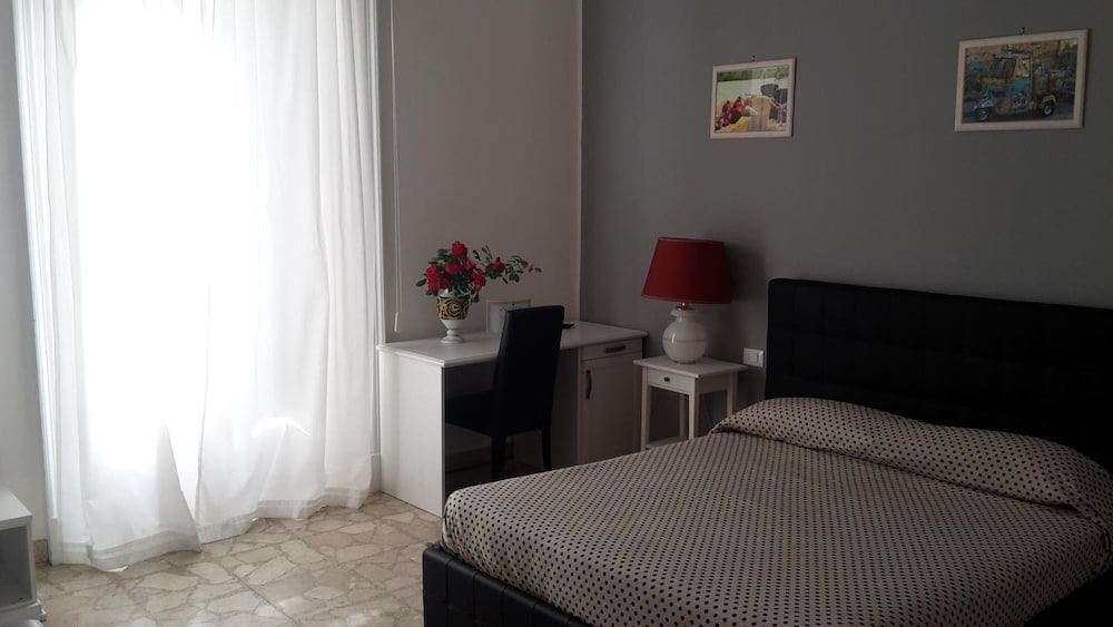 Фото Gualtiero camere e suite