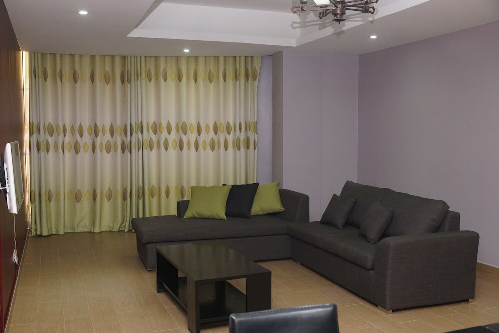 Фото Là Ponye Hotel Apartment