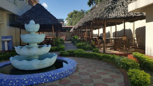 Гостиница Hotel Executive в Занзибаре