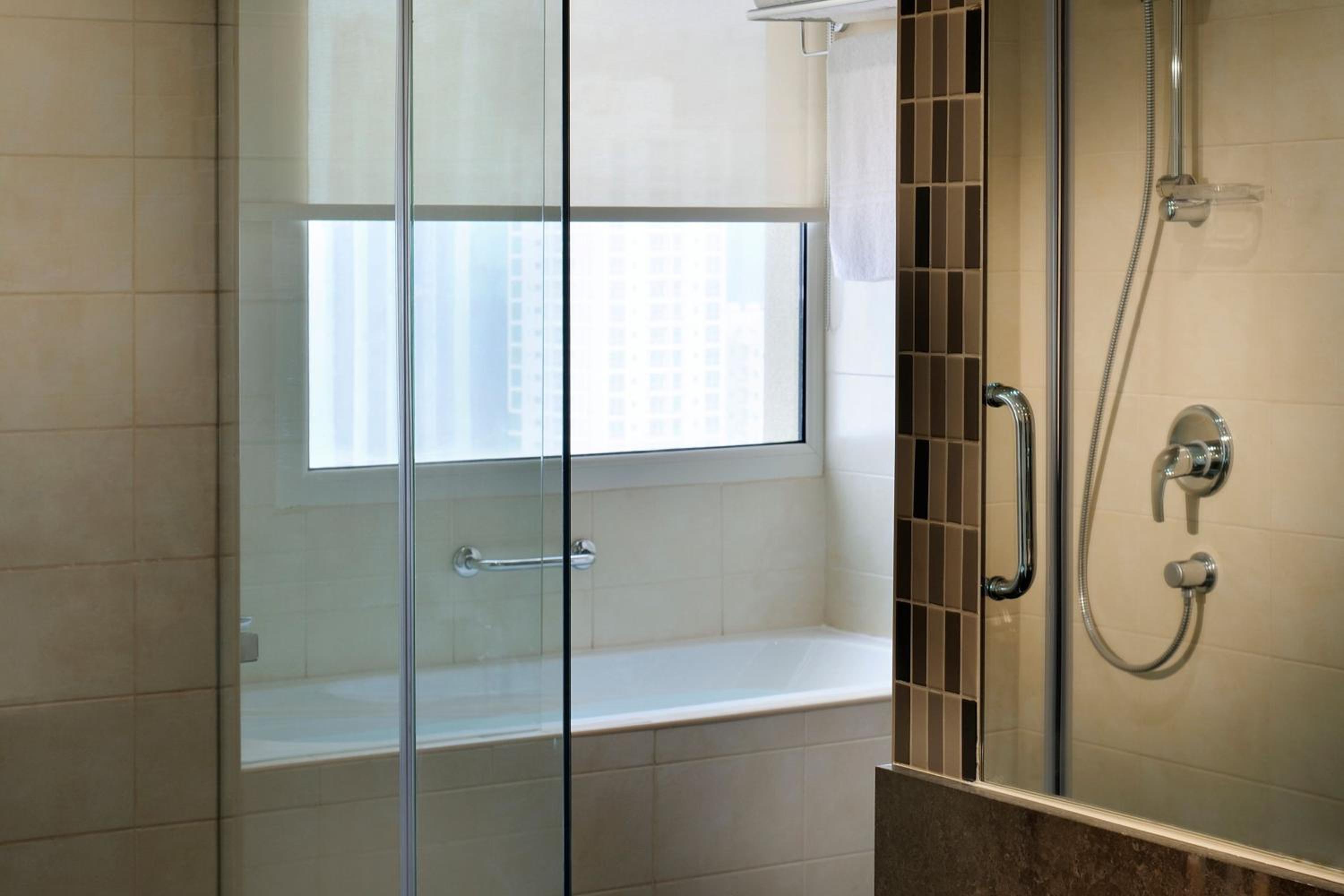 Фото Residence Inn by Marriott Manama Juffair