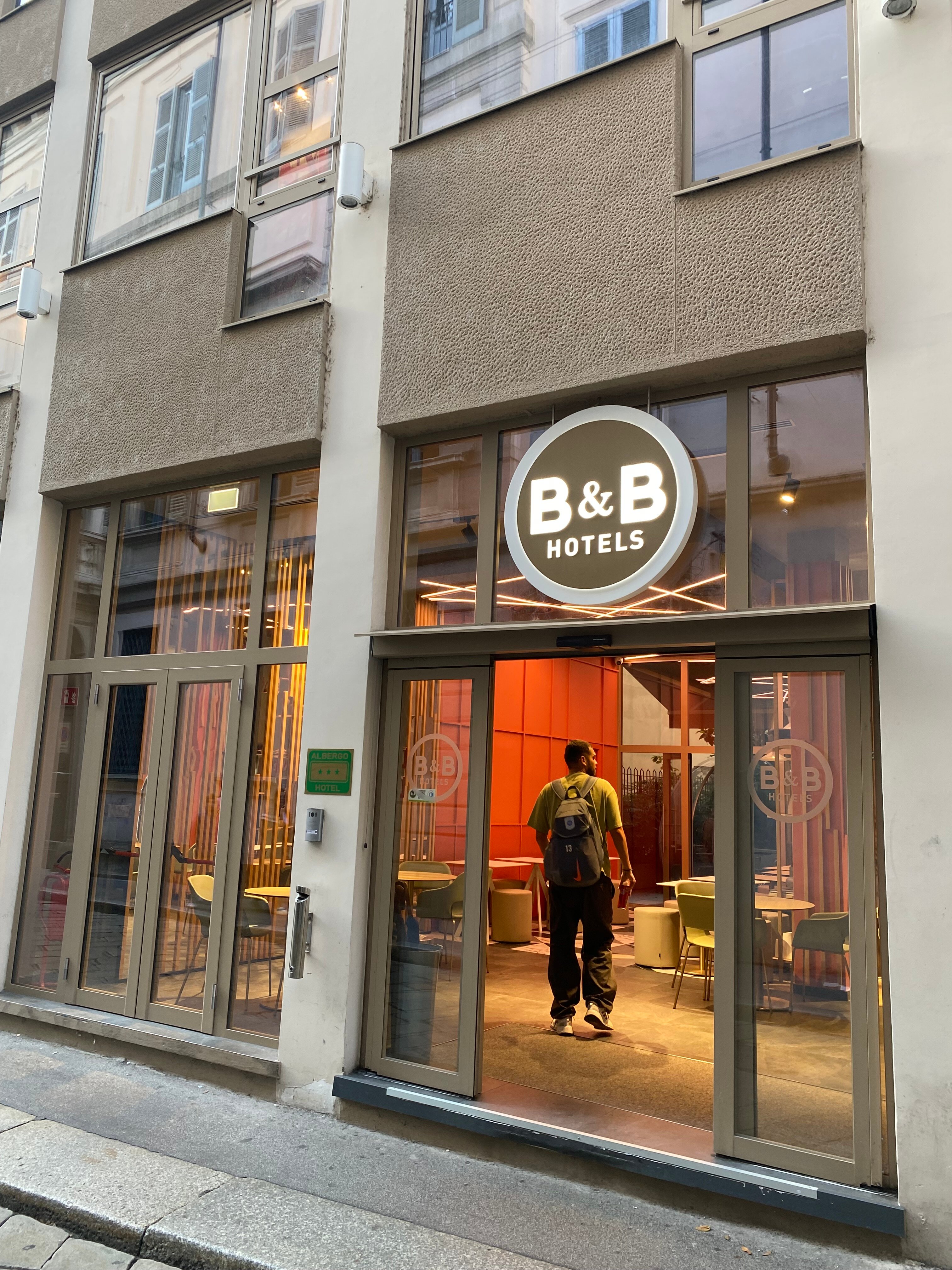 Фото отеля 4