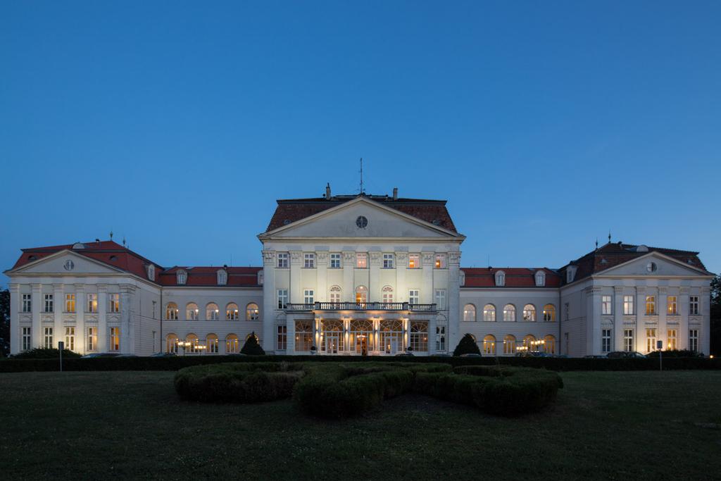 Фото Austria Trend Hotel Schloss Wilhelminenberg