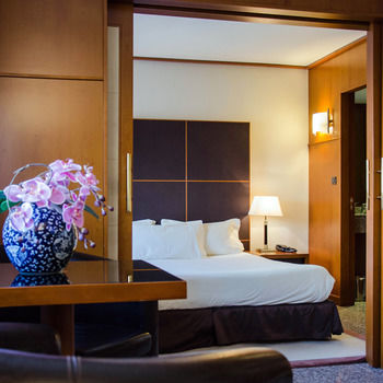 Фото Le Goldstar Appartements Nice