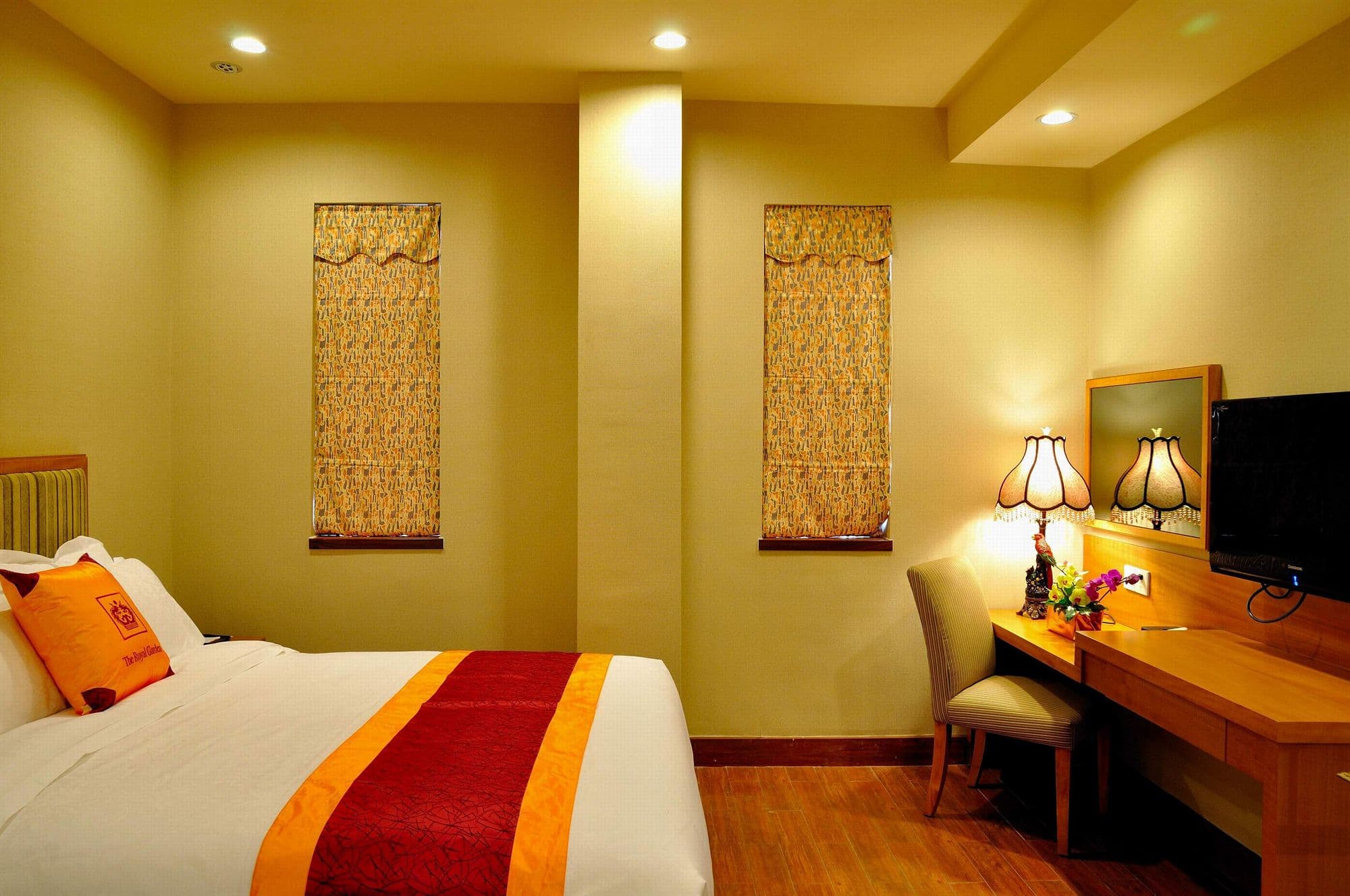 Фото Guangzhou Royal Garden Hotel