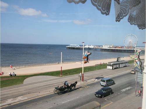 Фото отеля 3