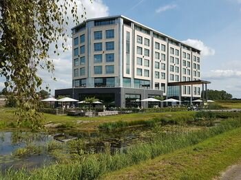Внешний вид отеля Van der Valk Hotel Groningen-Hoogkerk в Гронингене, фото 1