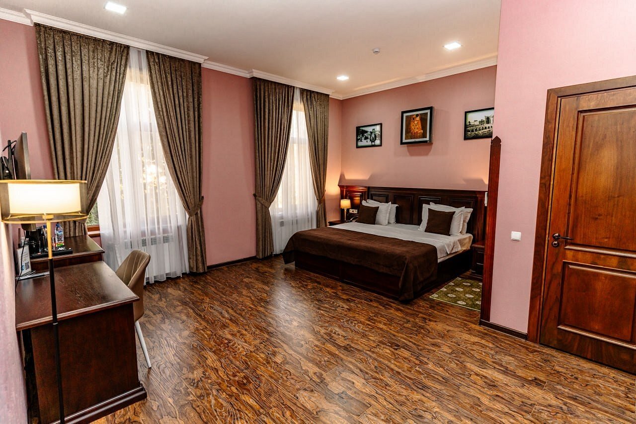 Фото Bagizagan Hotel