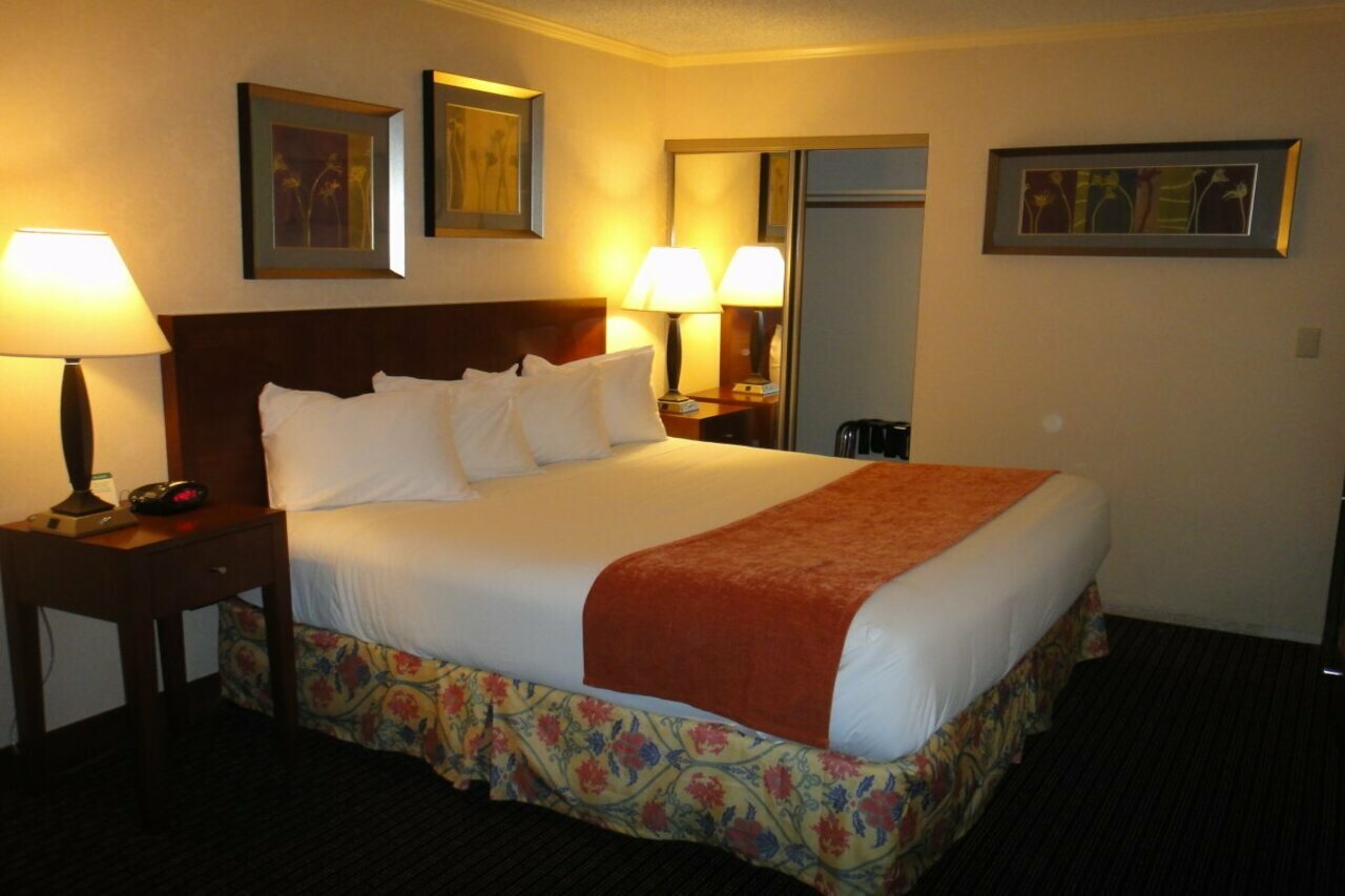 Фото Best Western San Mateo/los Prados Inn