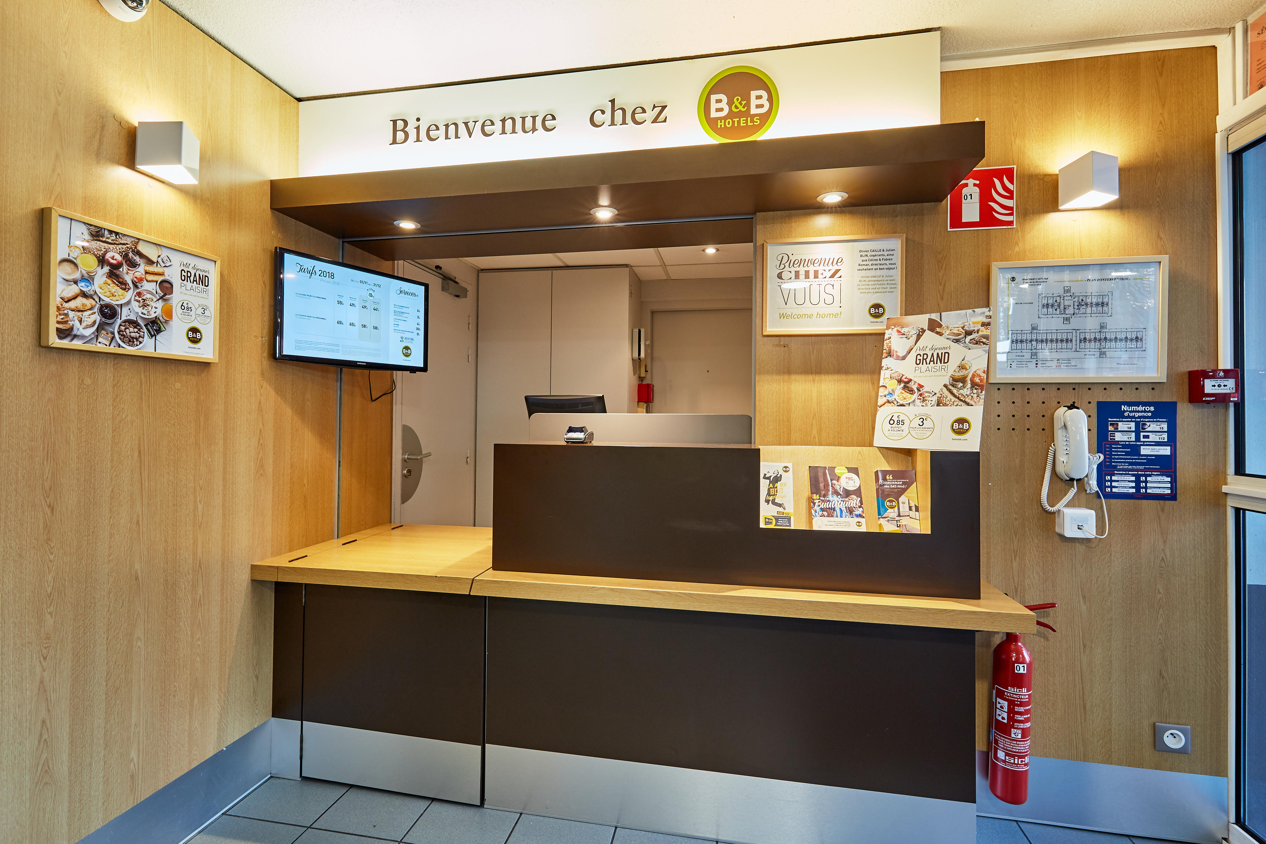 Фото B&b Hotel Caen Sud