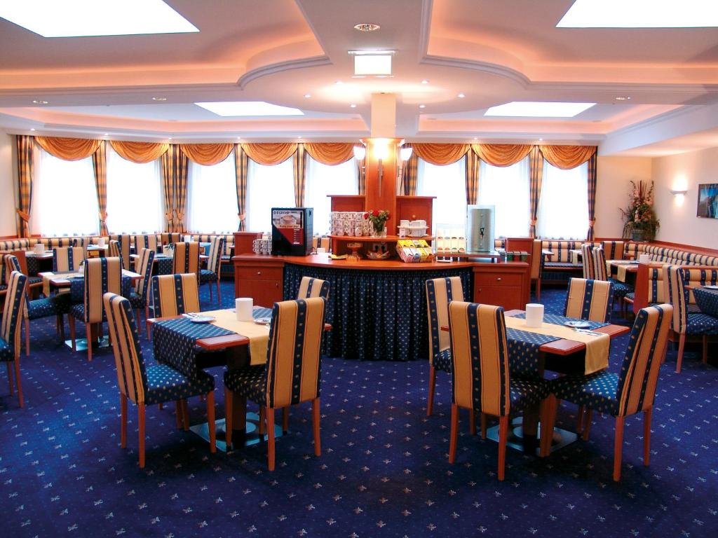 Фото Alexandra Hotel