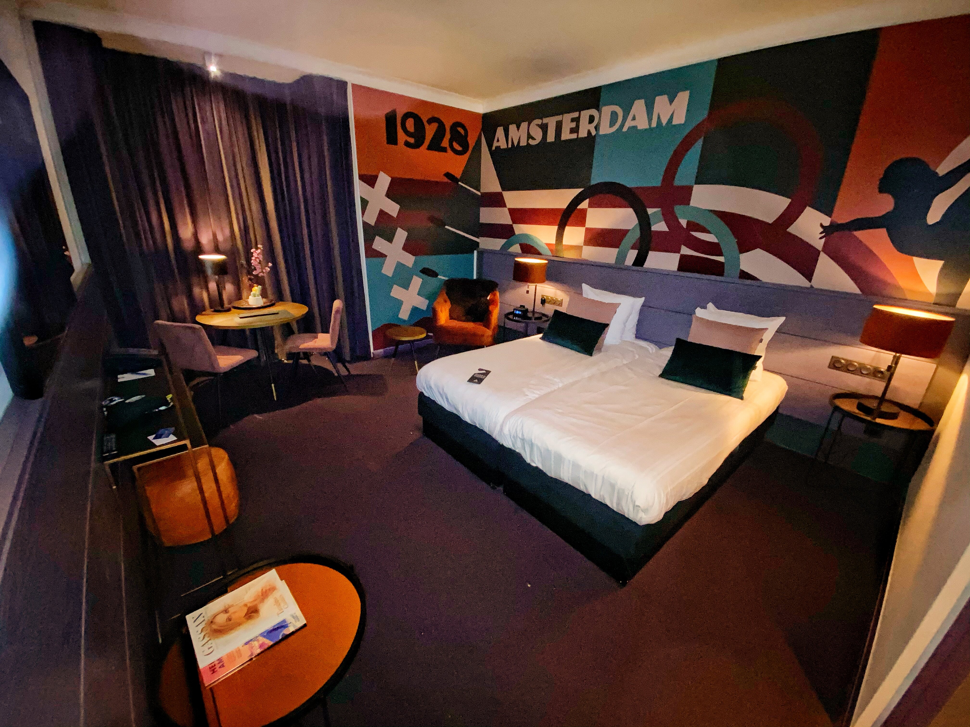 Фото Apollo Hotel Amsterdam, a Tribute Portfolio Hotel