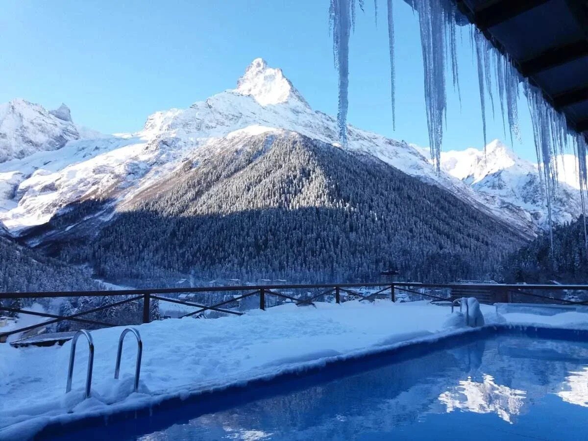 Фото отеля 2