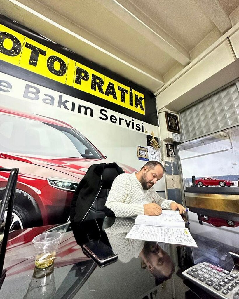 Servicio de coches, centro de reparación de automóviles Auto Practical Repair and Maintenance Service, , foto