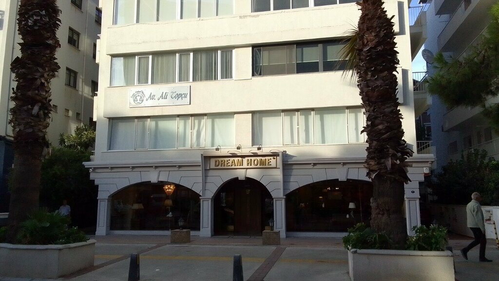 Attorney Avukat Ali Topcu, Izmir, photo