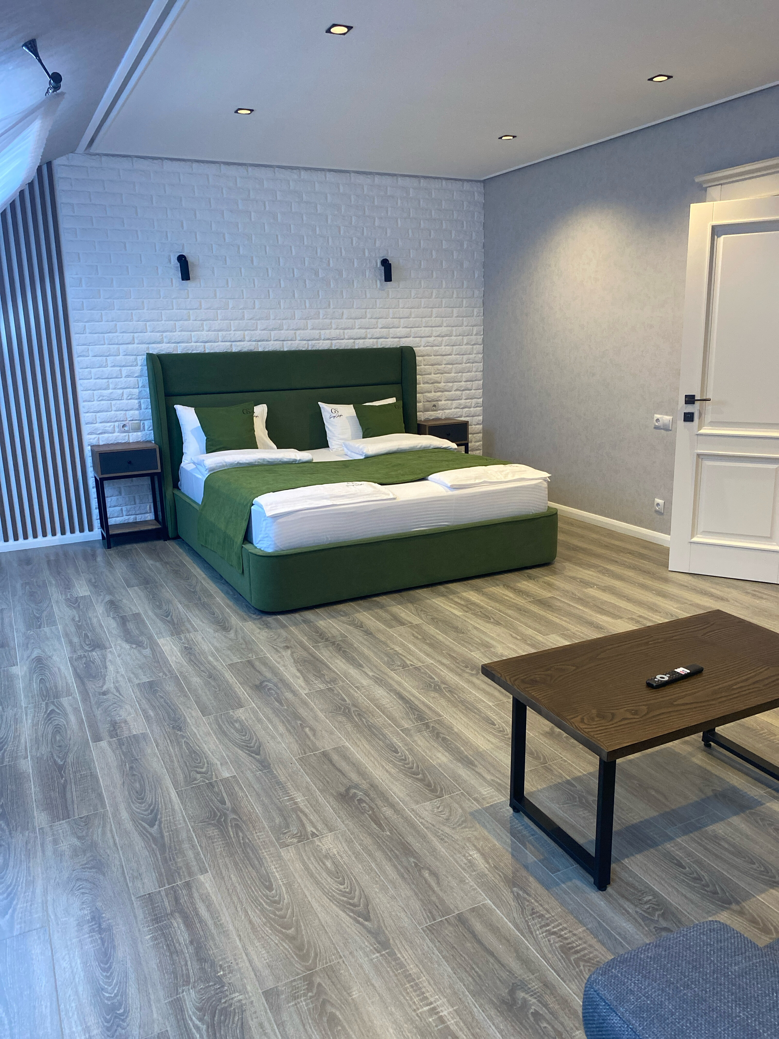 Фото Апартаменты Горная Сказка