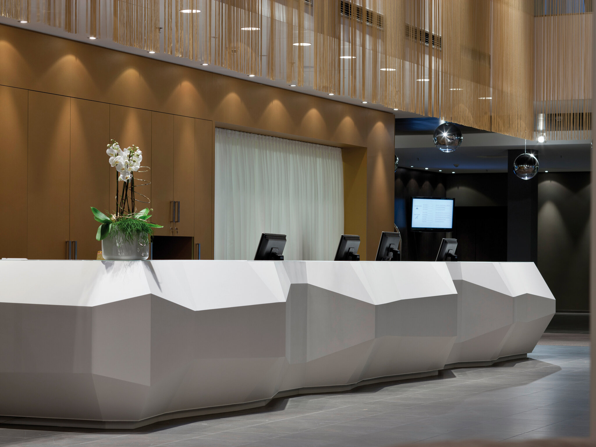 Фото DoubleTree by Hilton Vienna Schonbrunn