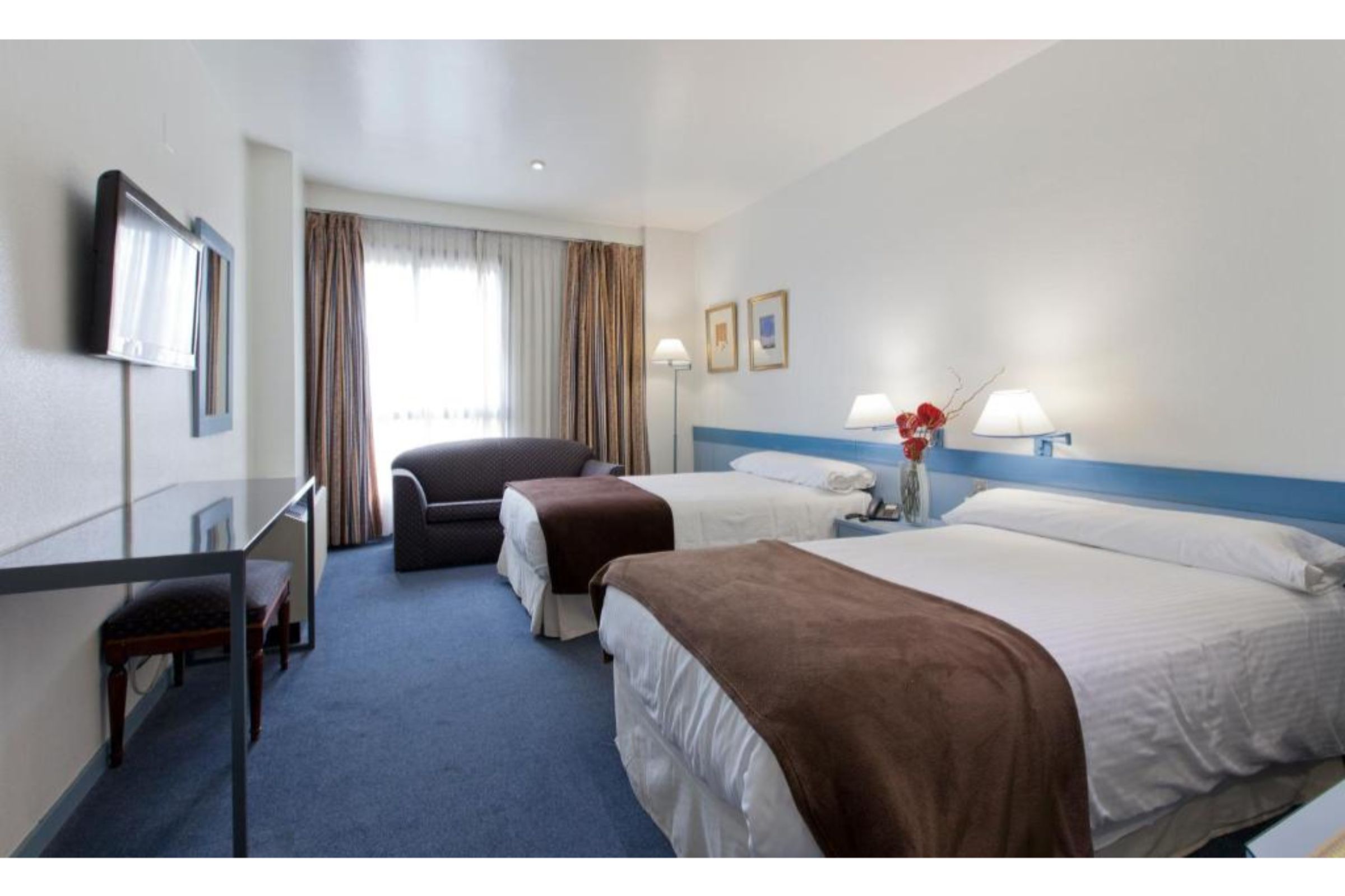 Фото Espahotel Plaza de España