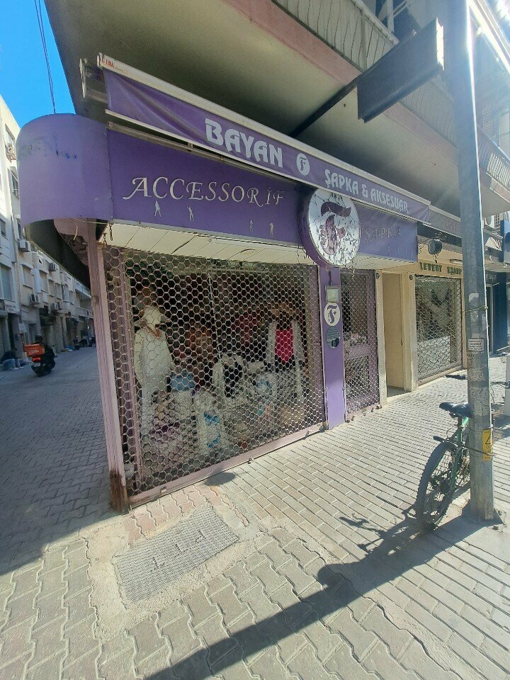 Hat shop Bayan F, Izmir, photo