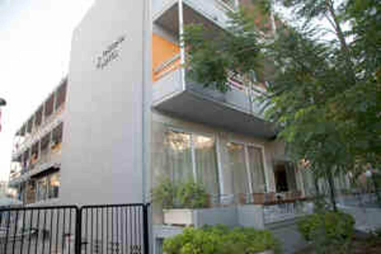 Фото Theonia Hotel