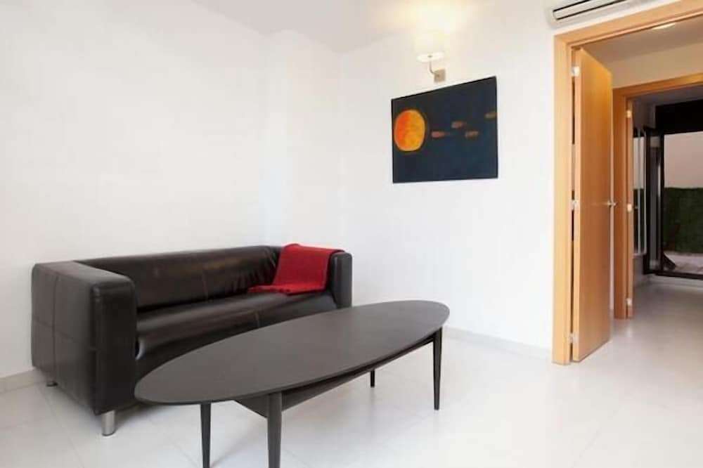 Фото Park Guell Apartments