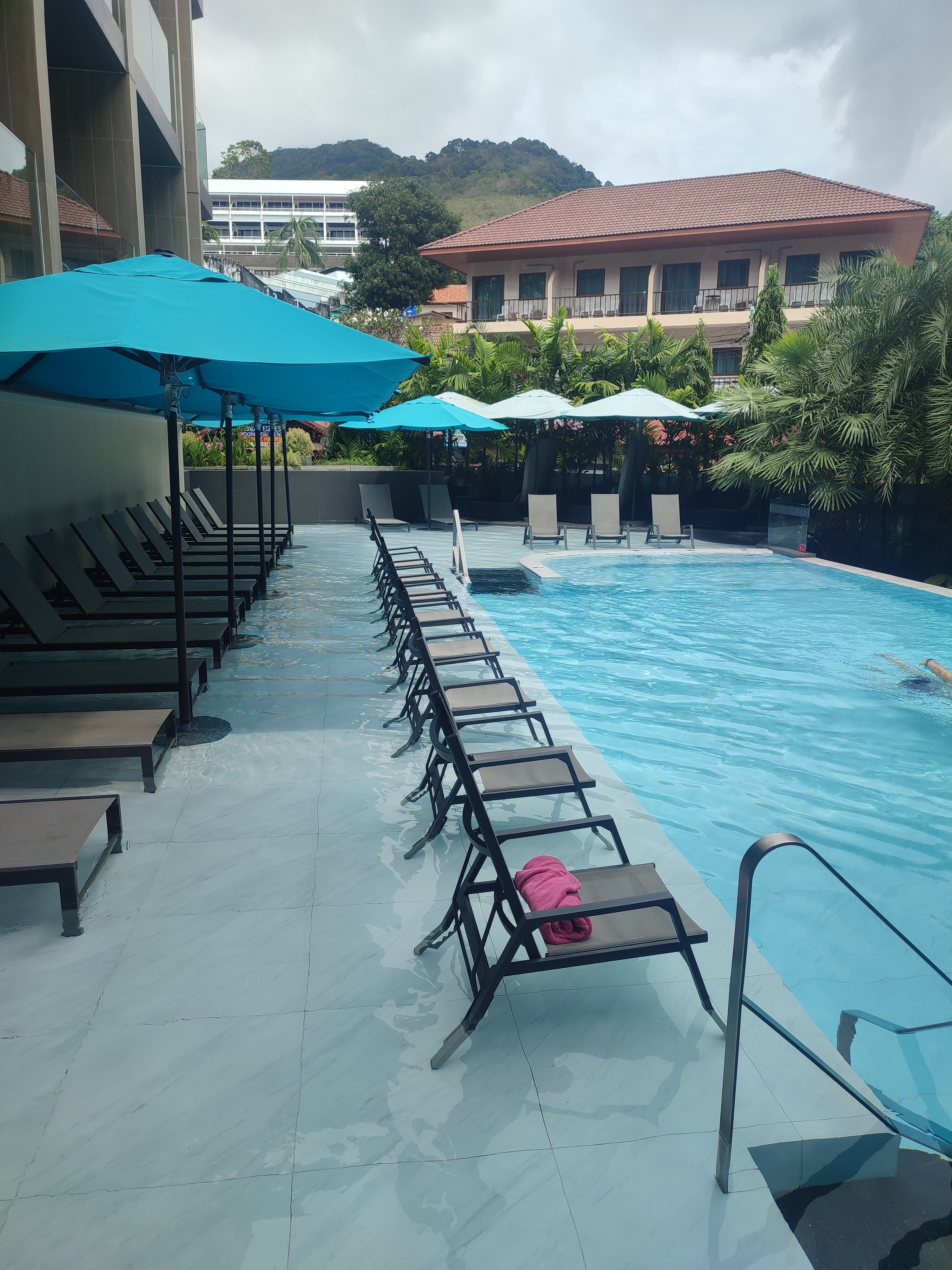 Фото Glow Mira Karon Beach