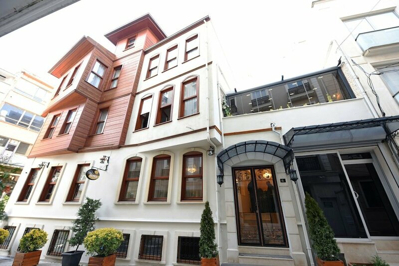 Гостиница Elyka Hotel в Фатихе