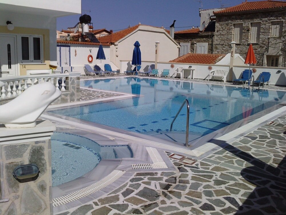 Фото Zafiria Apartments