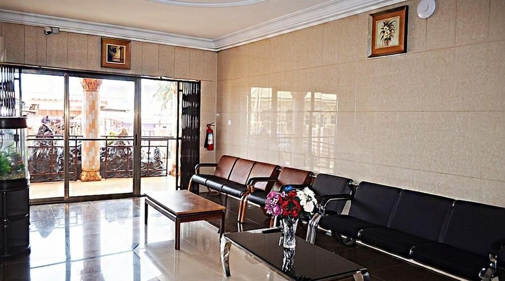 Фото Precious Guest lodge