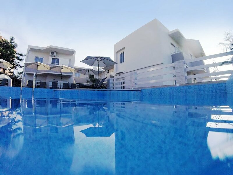Апартаменты Naiades Luxury Apartments