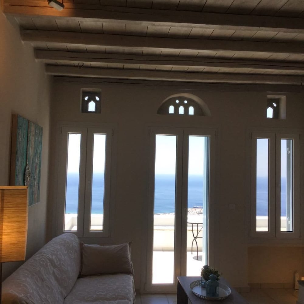 Фото Blue Azur Deluxe Villa