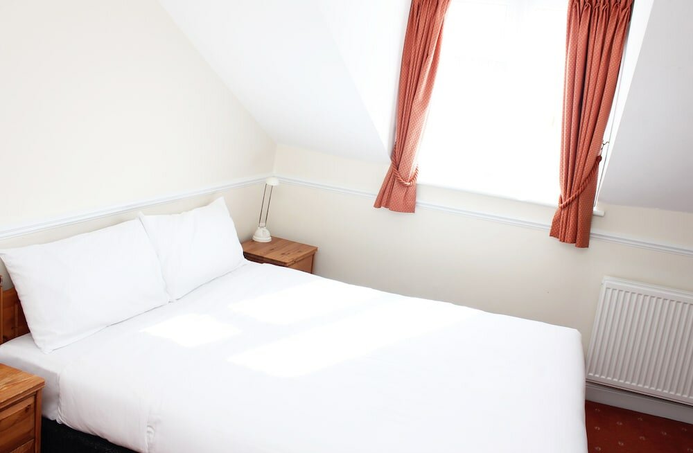 Фото Brentwood Guest House Hotel