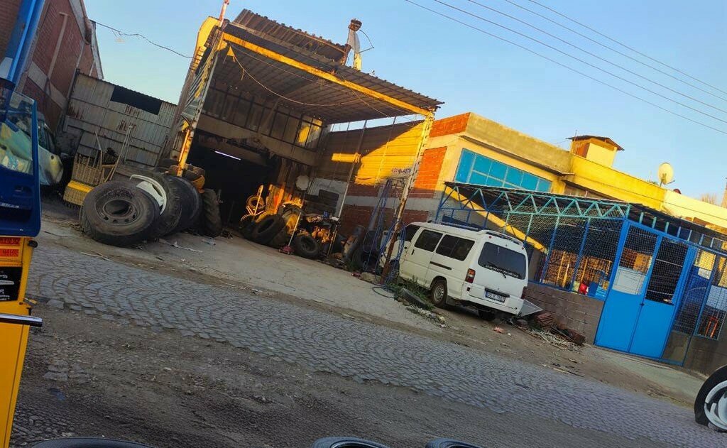 Tires and wheels Aydin Tire 24/7, Dikili, photo
