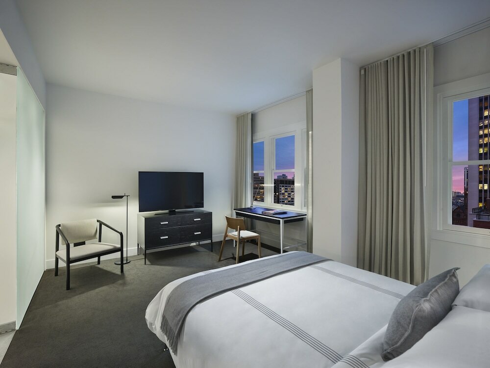 Фото Aka Rittenhouse Square