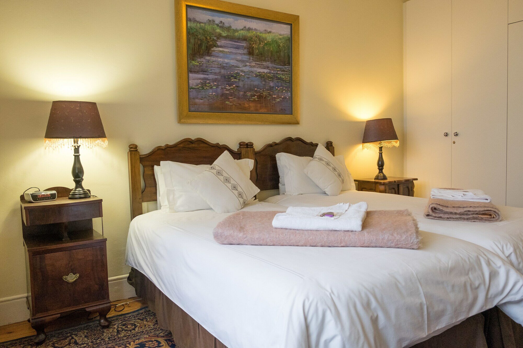 Фото 5 Camp Street Guesthouse & Self-catering