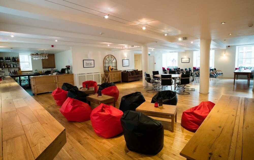 Фото The Coffee House Hotel